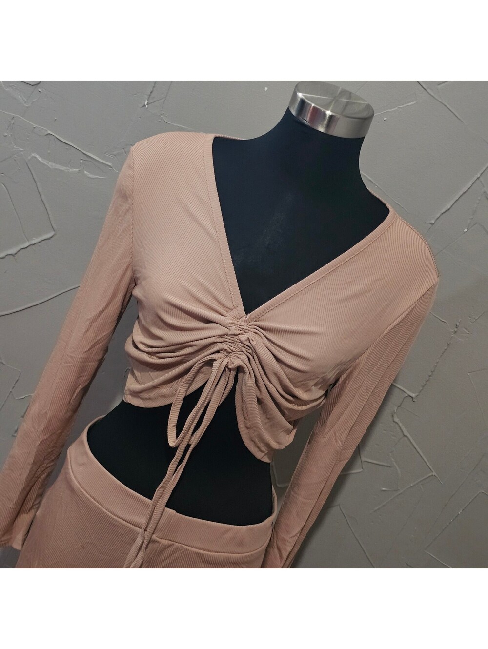 Beige ribbed long sleeve crop top and biker shorts set